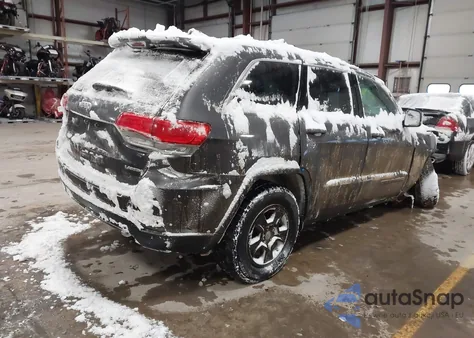 2017 Jeep Grand Cherokee Laredo 4X4 z USA, uszkodzony, nr VIN 1C4RJFAG8HC889627